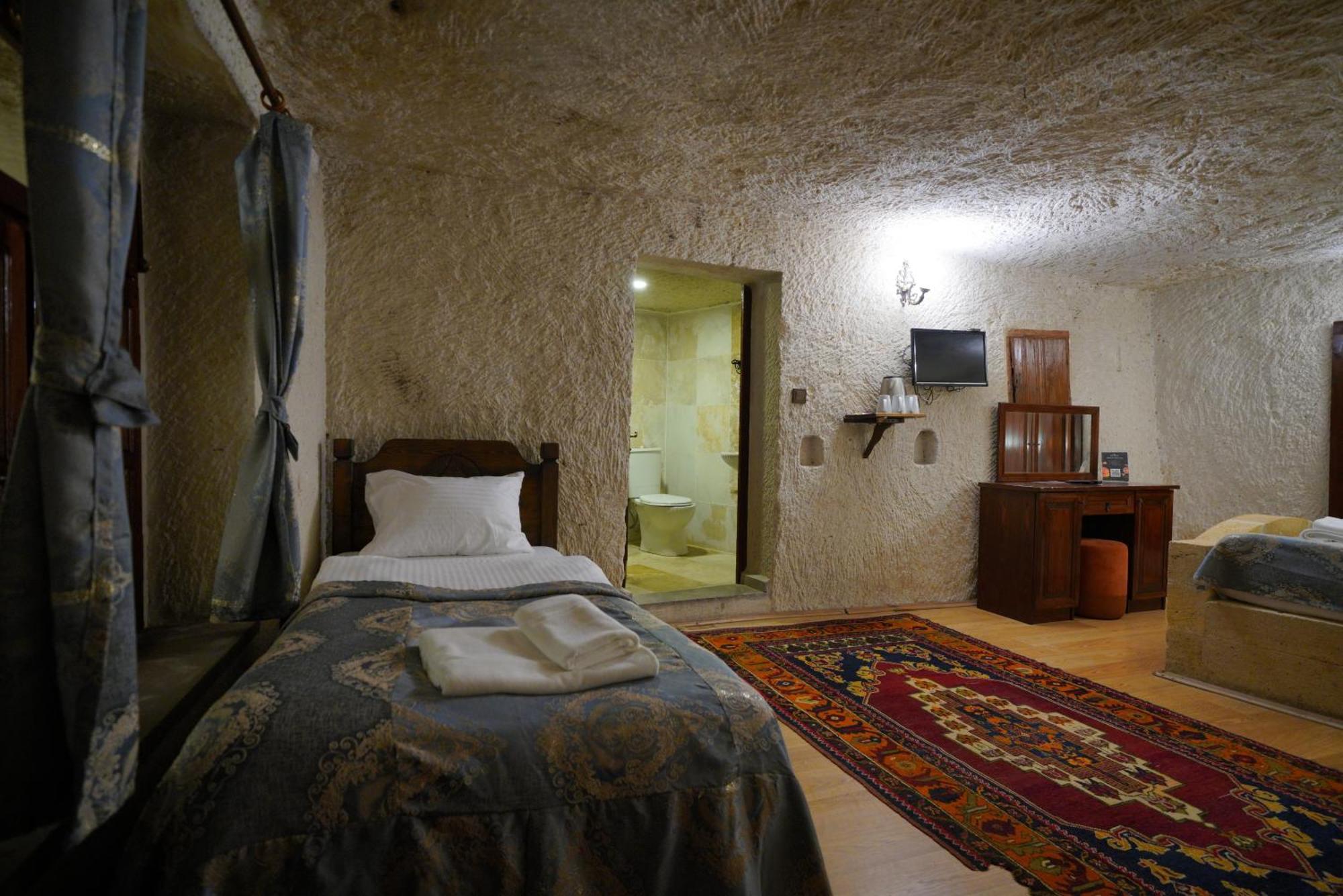 Asteria Cave Hotel 3*