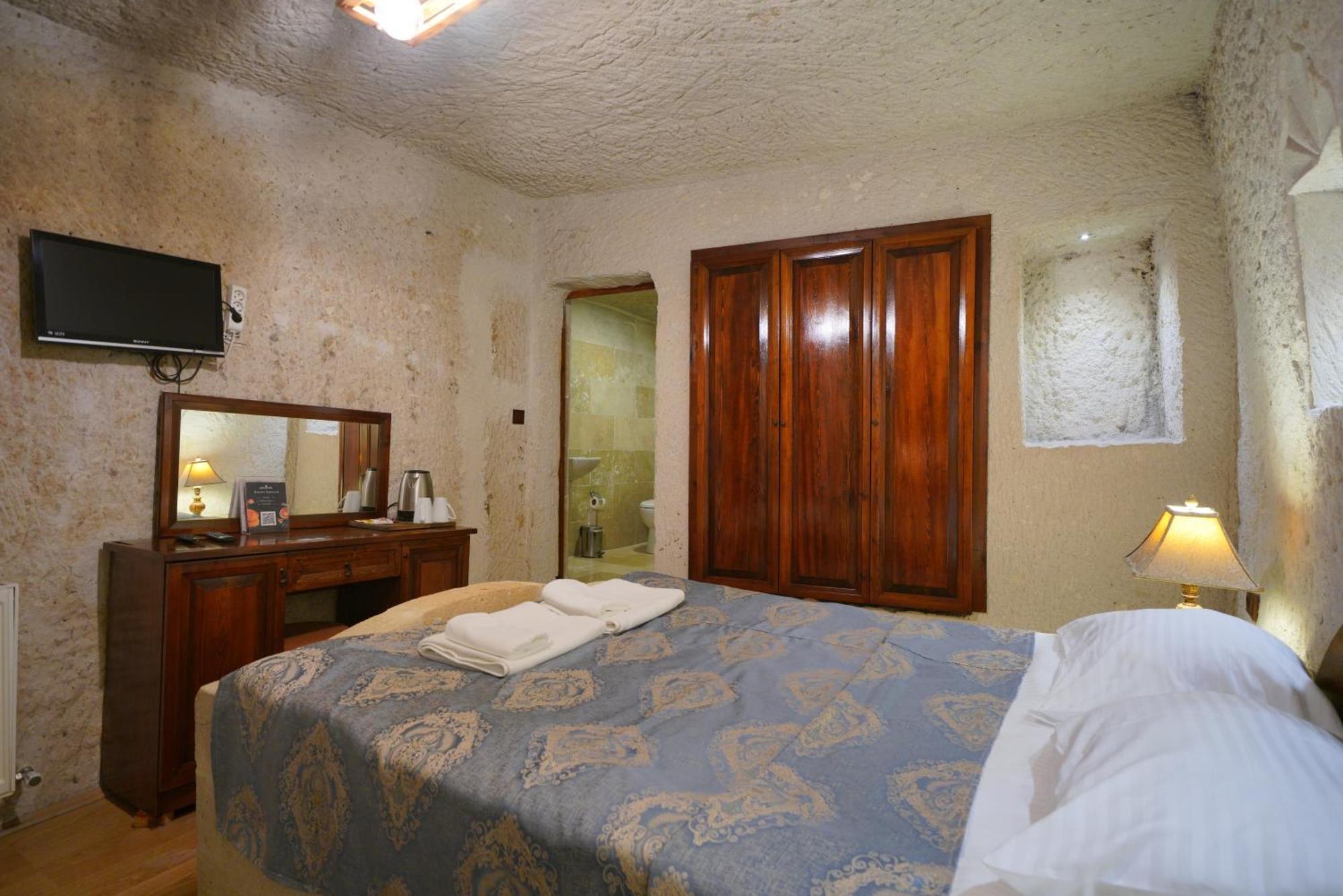 Hotel Asteria Cave 3*