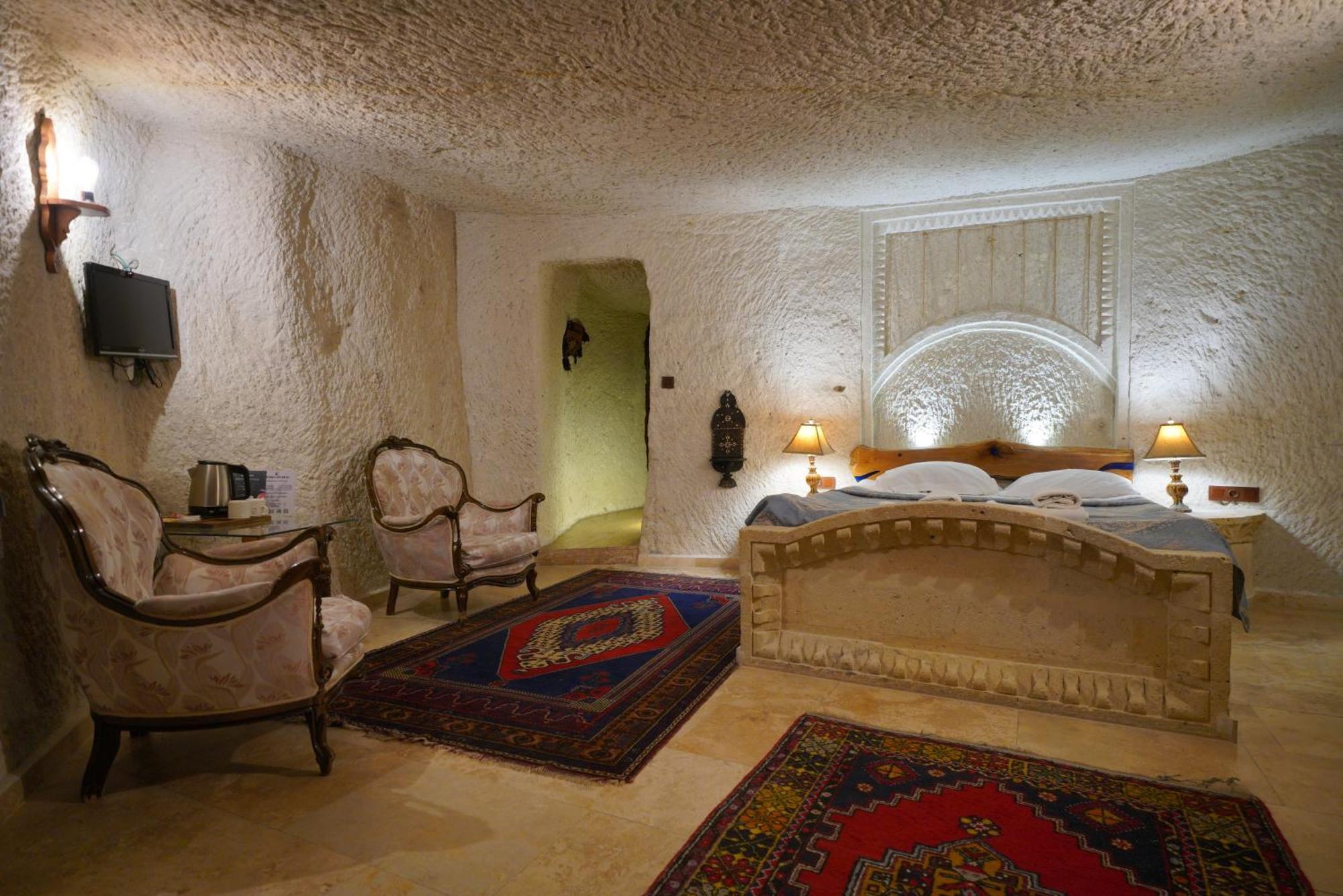 Hotel Asteria Cave 3*
