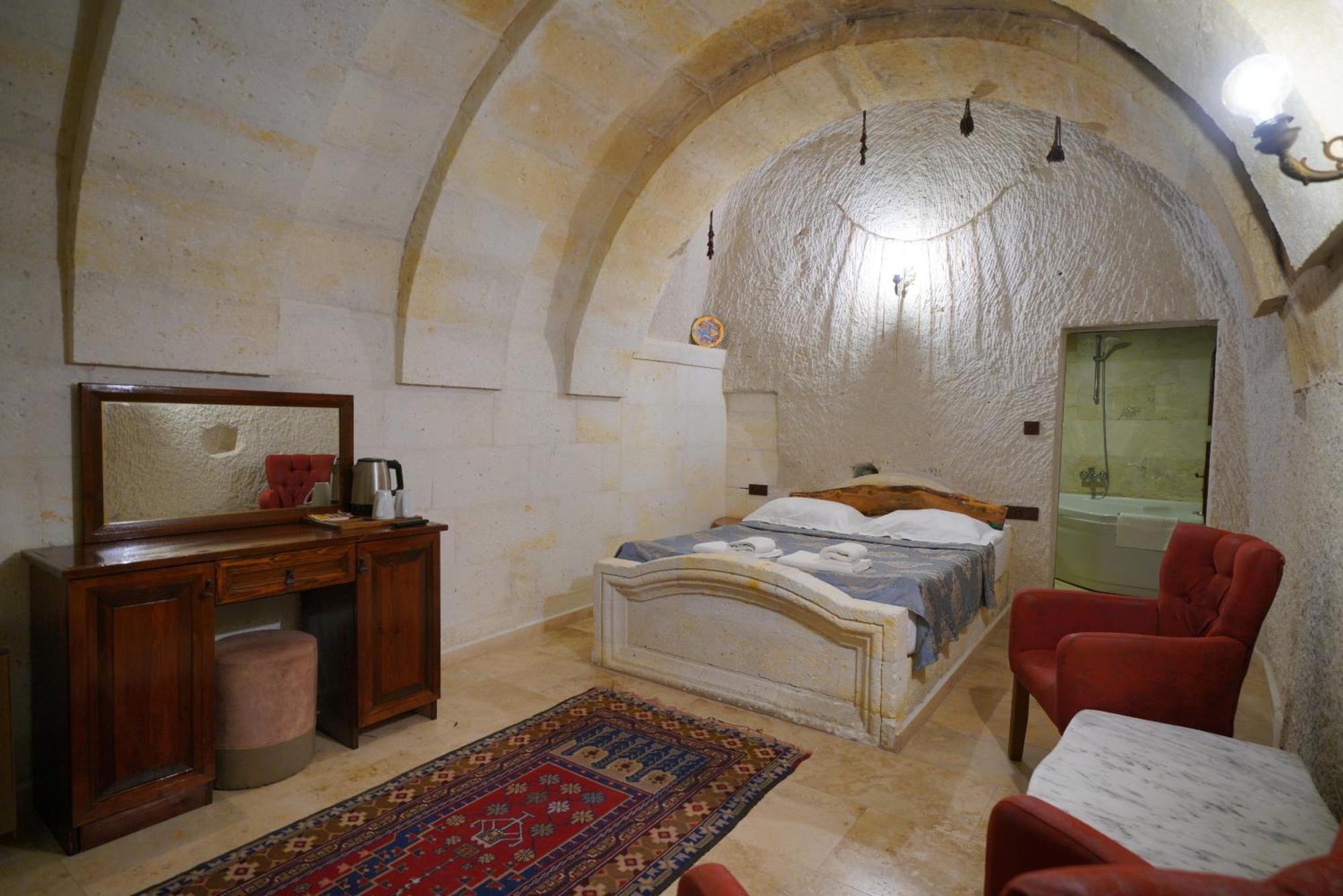 Asteria Cave Hotel 3*