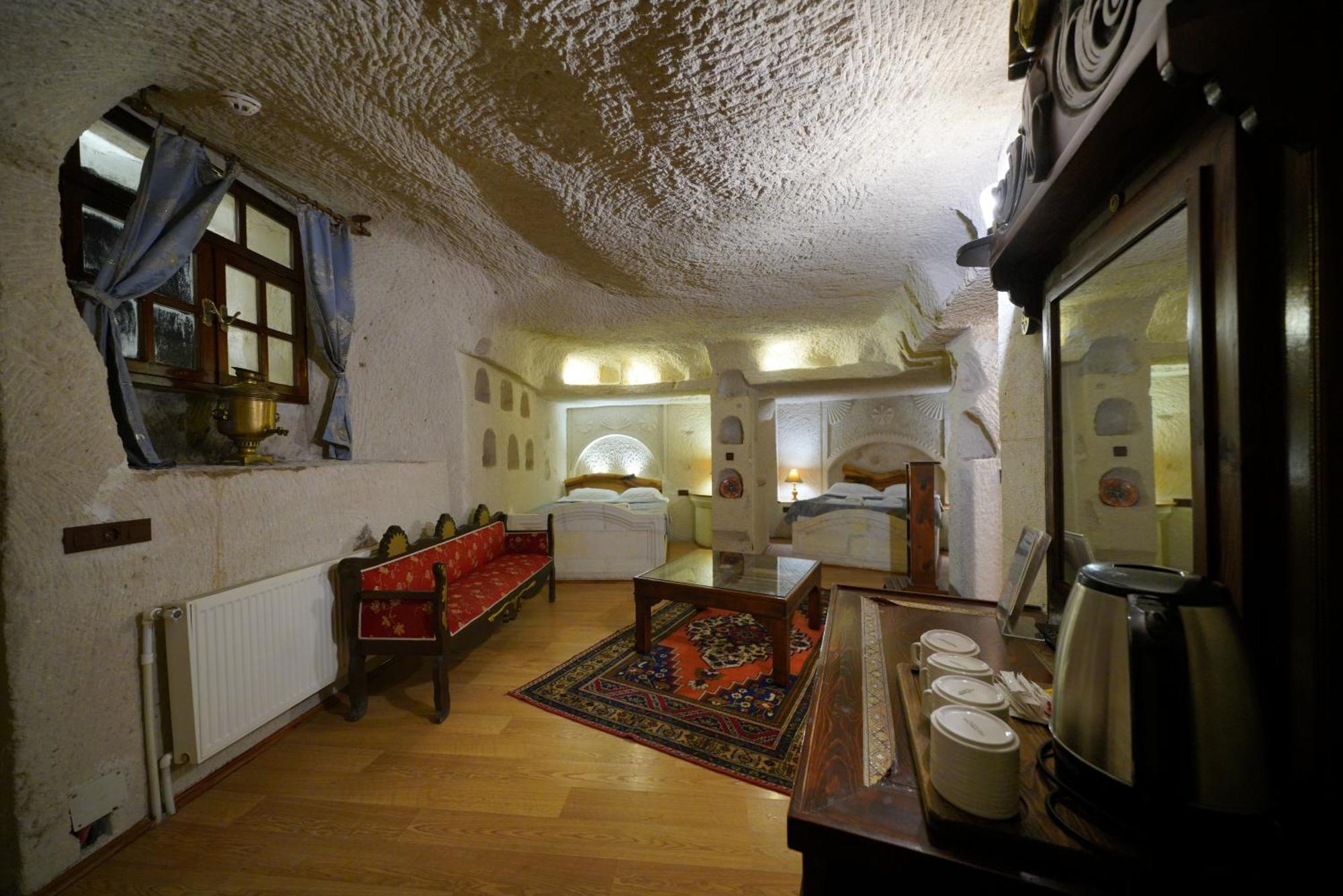 Hotel Asteria Cave 3*